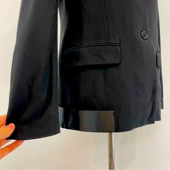 Bcbgmaxazria Black Wool blazer with satin bottom hem - Picture 4 of 15